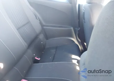 2010 Chevrolet Camaro 1Ls z USA, uszkodzony, nr VIN 2G1FA1EV2A9206583